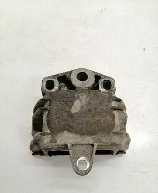 Ford Galaxy Engine mount bracket 7M3199555