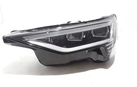 Audi e-tron Headlight/headlamp 4KE941039