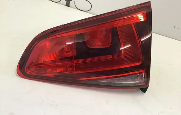 Volkswagen Golf VII Tailgate rear/tail lights 5GM945094A