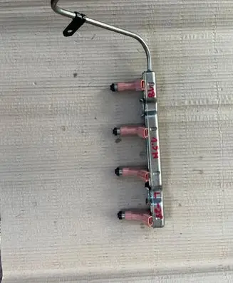 Toyota Yaris Fuel injector 2325021091