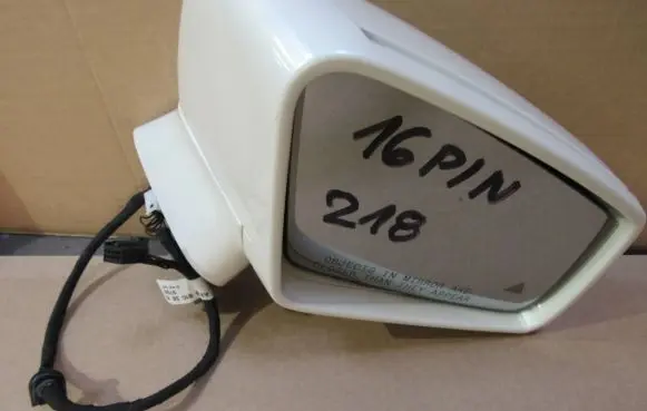 Mercedes-Benz CLS C218 AMG Front door electric wing mirror A2188103816