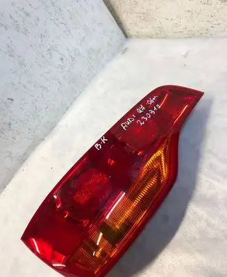 Audi Q7 4L Tailgate rear/tail lights 027330202