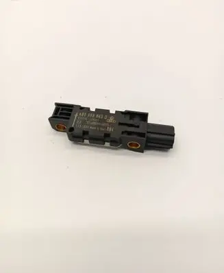 Audi A3 S3 8P Airbag deployment crash/impact sensor 4B0959643D