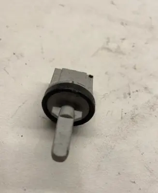 Skoda Octavia Mk2 (1Z) Oil temperature sensor 1J0907543C