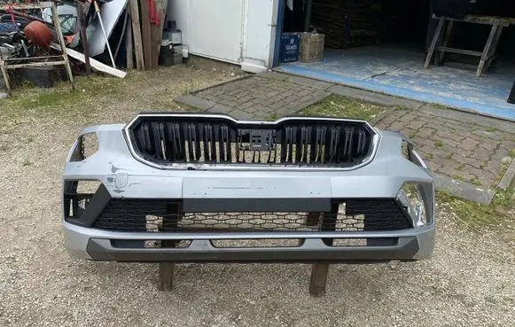 Skoda Kamiq Front bumper 658807221D