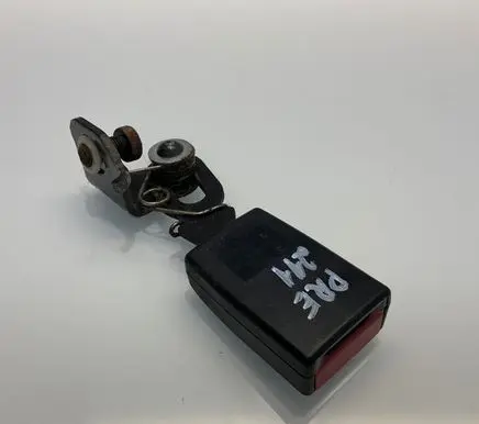 Mercedes-Benz E W211 Rear seatbelt buckle A2118600769 6130901 008399172