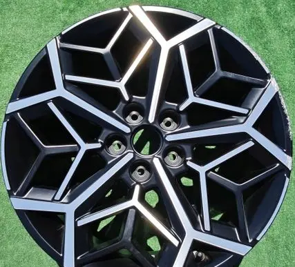 Hyundai Tucson JM R16 alloy rim 