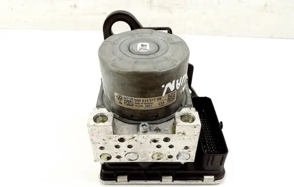 Volkswagen Tiguan ABS Pump 5Q0614517GB 5Q0614235