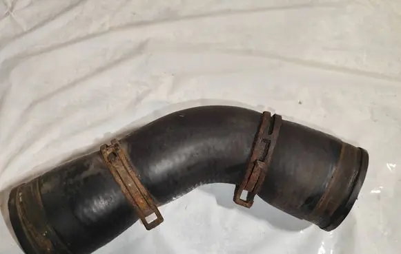 Skoda Fabia Mk1 (6Y) Air intake hose/pipe