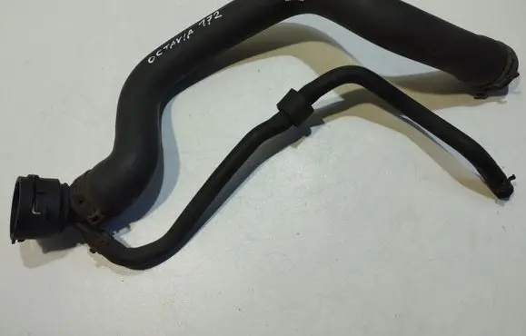 Skoda Octavia Mk2 (1Z) Engine coolant pipe/hose 6Q022291E