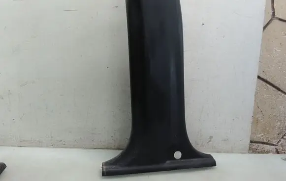 Opel Frontera B (B) pillar trim (bottom) 