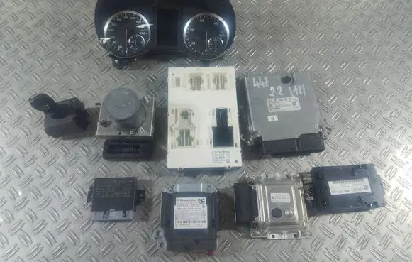 Mercedes-Benz Vito Viano W447 Engine ECU kit and lock set A6519002803