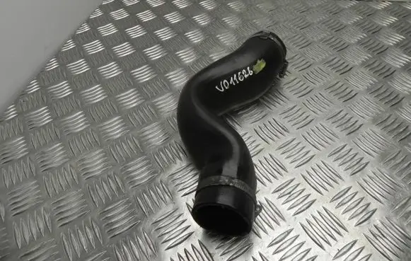 Ford Galaxy Air intake hose/pipe VD11626