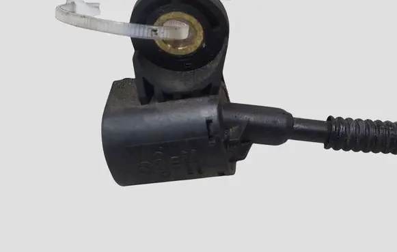 Volkswagen PASSAT B6 Camshaft position sensor 1J0973723