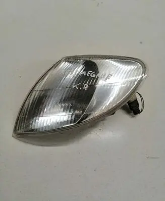 Renault Scenic I Front indicator light 88201094 7700831466