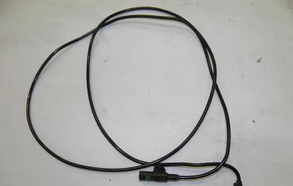 Mercedes-Benz Sprinter W906 ABS rear brake sensor 9065400117