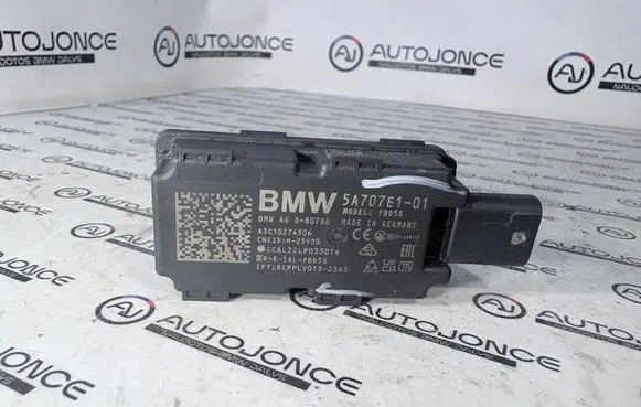 BMW iX1 Keyless (KESSY) go control unit/module 5A707E101