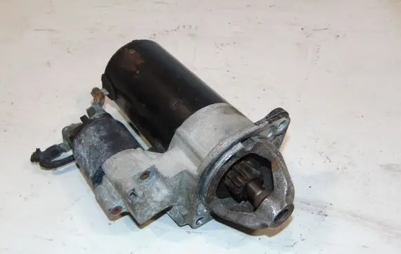 Mercedes-Benz A W168 Starter motor A0051511601 0001115008 0001108217