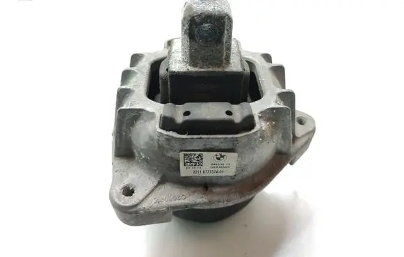 BMW 7 F01 F02 F03 F04 Engine mount bracket 6777374
