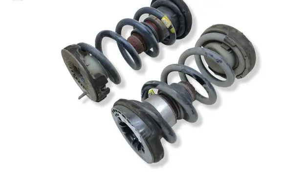 Chrysler Pacifica Rear coil spring P68231034AA