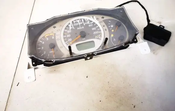 Nissan Almera Tino Speedometer (instrument cluster)