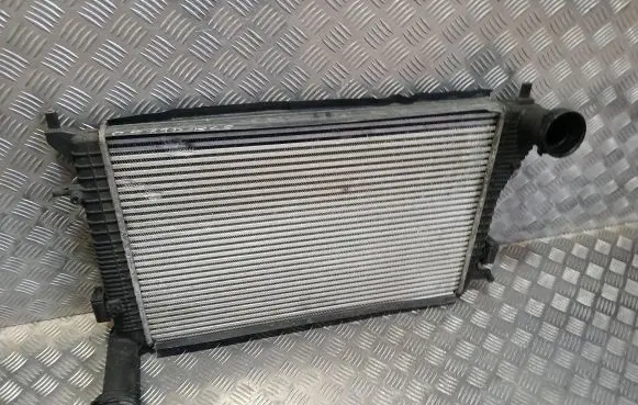 Volkswagen Golf V Intercooler radiator 1K0145803H