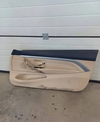 BMW 4 F32 F33 Front door card panel trim F003257