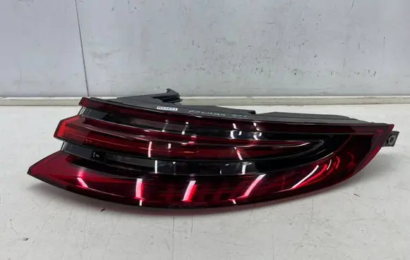 Porsche Panamera (971) Rear/tail lights 971945092b