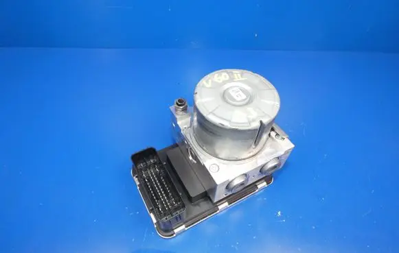 Volvo V60 ABS Pump 32214804 10062635641