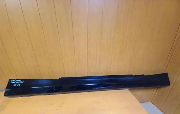 BMW 1 E81 E87 Front sill (body part) 