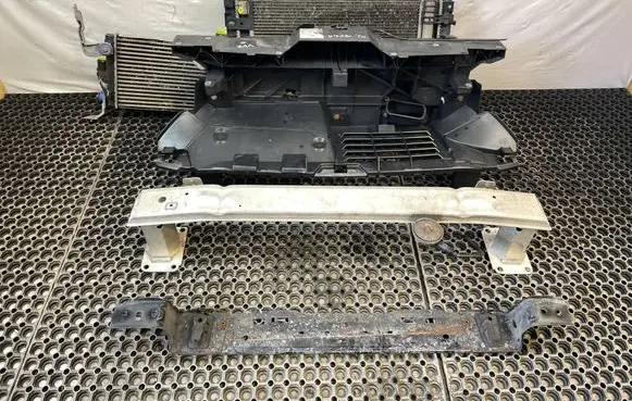 Peugeot Expert Radiator support slam panel 