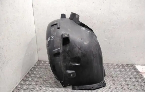 Mercedes-Benz ML W166 Front wheel arch liner splash guards A1668841122