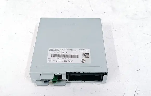 Volkswagen Touareg II Camera control unit module 7P6907441A CYRV20H04J