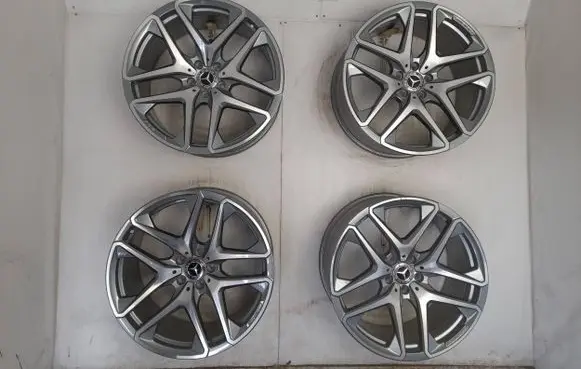 Mercedes-Benz GLC C253 R20 alloy rim A2534013600 A2534013700