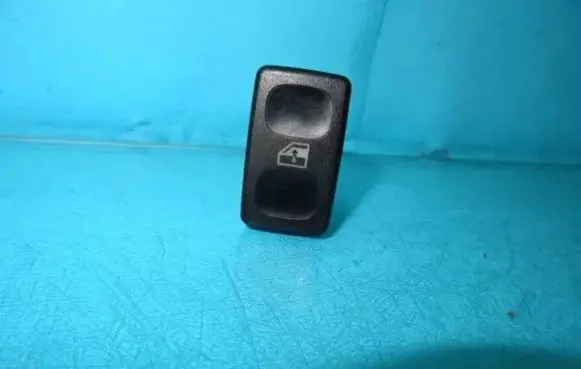 Seat Toledo I (1L) Electric window control switch 1L0959855