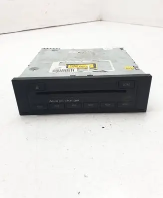 Audi A4 S4 B7 8E 8H CD/DVD changer 8E0035111D