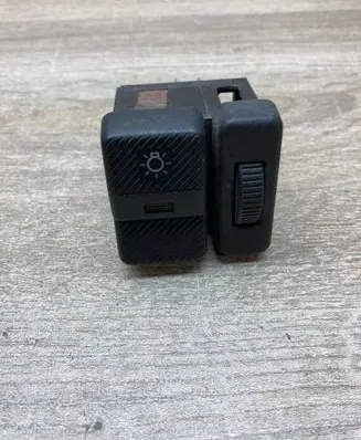 Volkswagen PASSAT B4 Light switch 357941531