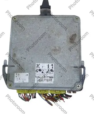 Mazda Xedos 6 Engine control unit/module 0797003733 KF1118881C