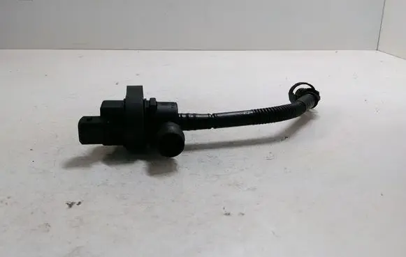 BMW 3 E46 Valve 7512581