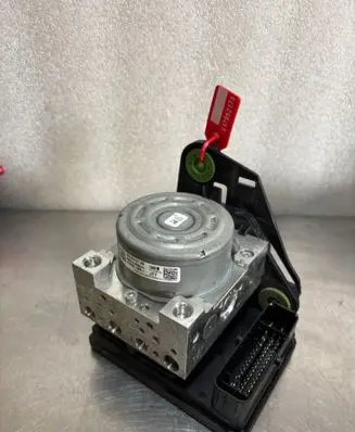 Audi A3 8Y Master brake cylinder