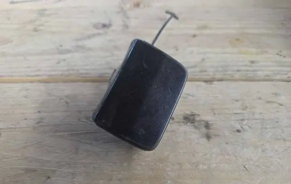 Volkswagen Touran I Front tow hook cap/cover 1T0807205