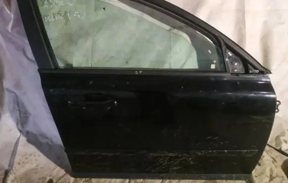 Volvo V50 Front door juodos