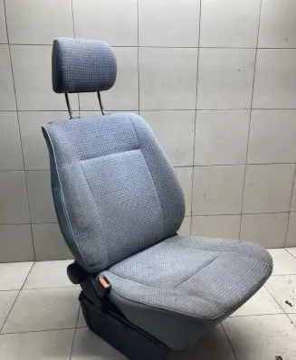 Volkswagen Transporter - Caravelle T4 Front driver seat 