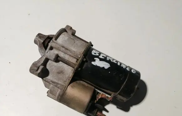 Peugeot 307 Starter motor D6RA572