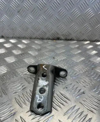 Mitsubishi L200 Front door upper hinge