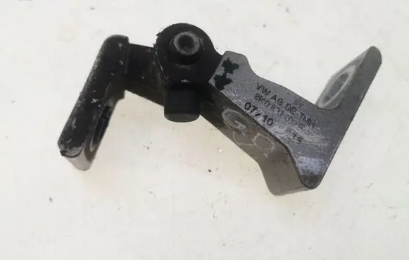 Audi A4 S4 B8 8K Rear door upper hinge 8K0831402E