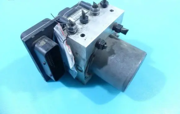 BMW 5 E60 E61 ABS Pump 0265236010 IMPRK978595