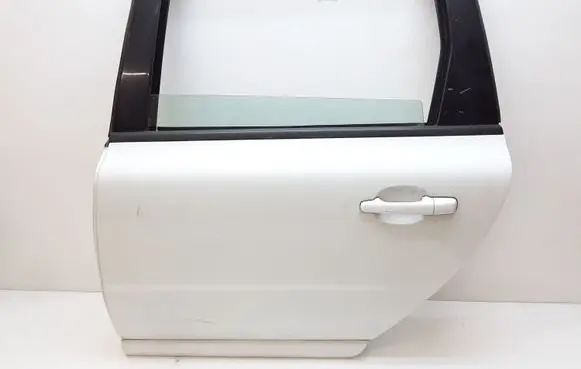 Volvo V70 Rear door 