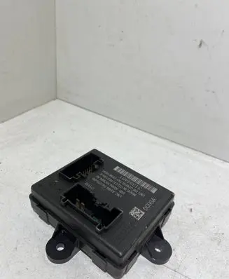 Volvo S60 Door control unit/module 31334481 AV6N14C235BB AV6N14C064AE