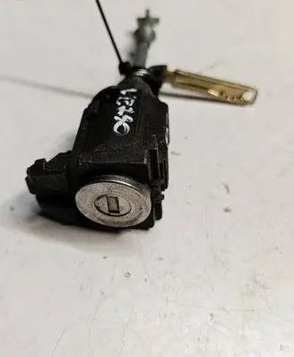 Toyota Verso Front door lock (next to the handle) a51f51awf51